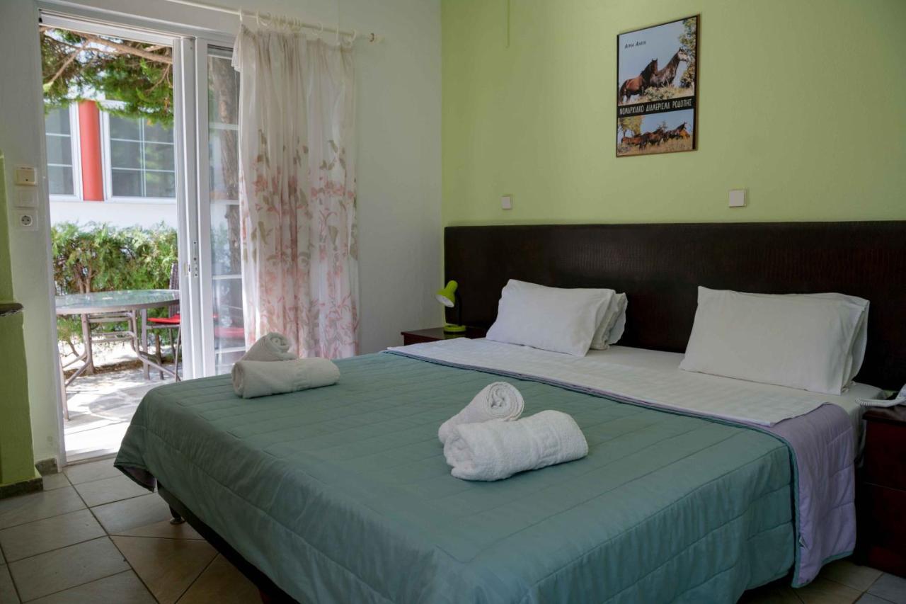 Melissa Gold Coast Hotel Psakoudia Luaran gambar